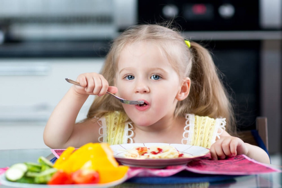  Alimentação do bebê: quando e como introduzir carnes? 